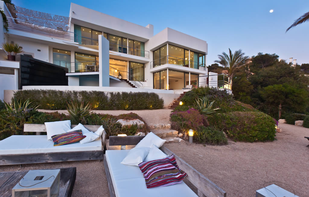 luxury rental villa in ibiza