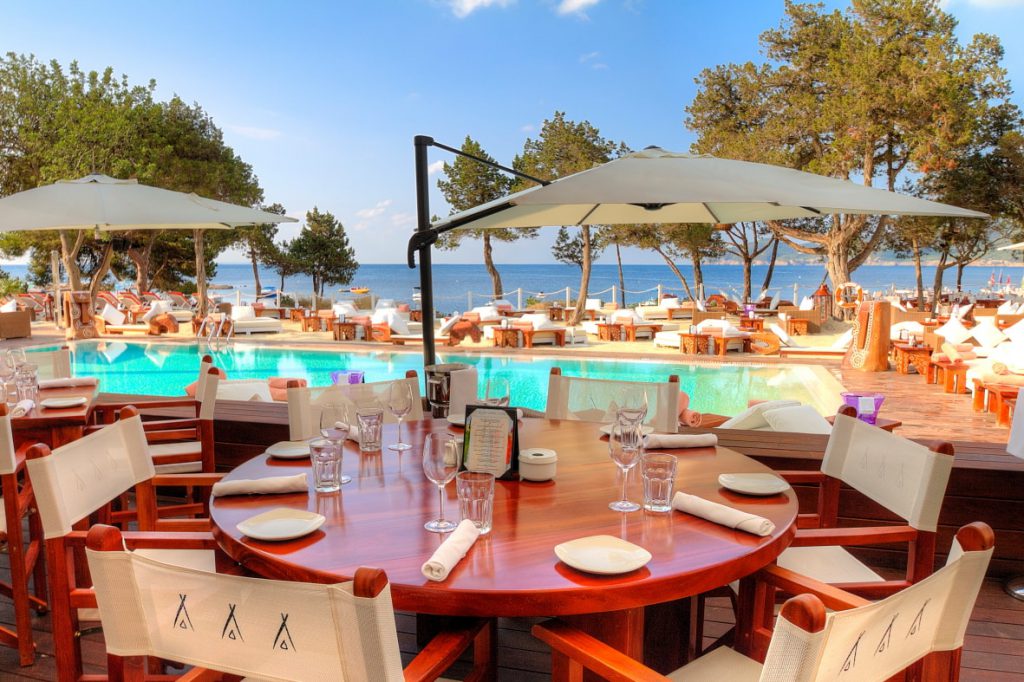 15 Best Beach Clubs in Ibiza - Rentibizaholidayvillas.com