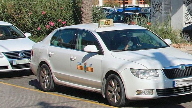 transportation in Ibiza - Call a taxi