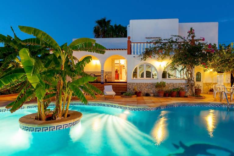 Romantic villas for couples in Ibiza