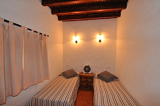 Habitacin con dos camas individuales