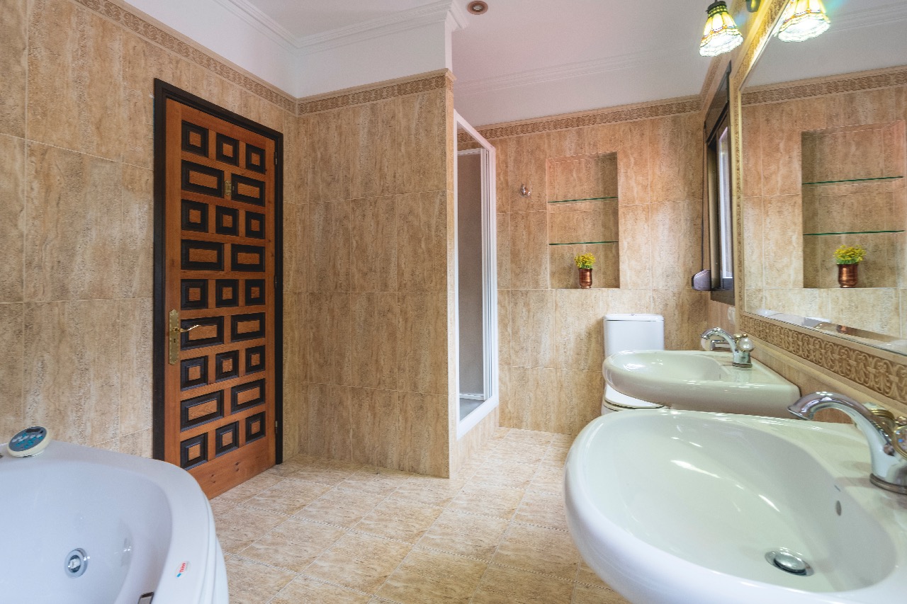 Villa  Vichy I Image No. 12